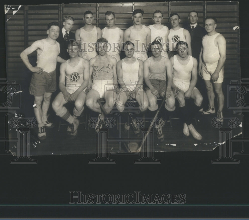 1921 Press Photo YMCA Bulldog Indoor Ball Sports Team