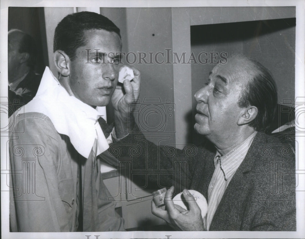 1958 Press Photo Wynn  English Alphabet Sound