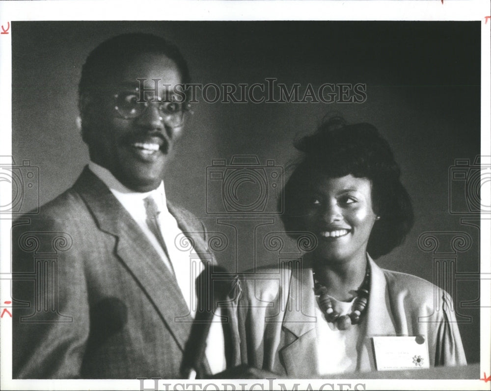 1989 Press Photo Bill McGill NAAC Robinson Religious