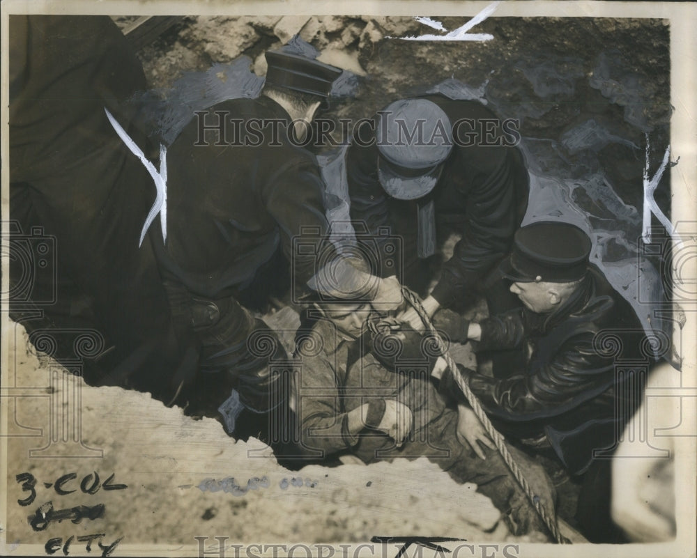 1939 Press Photo Firemen Rescue Chas Varilone Cave-In