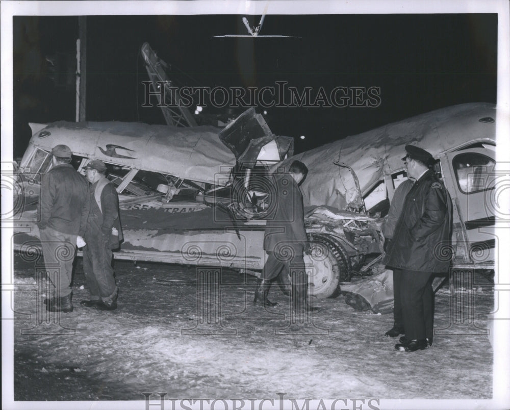 1966 Press Photo Windsor School Bus Accident