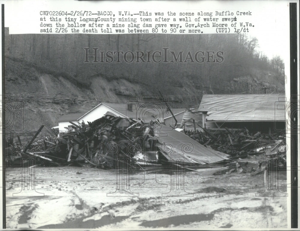 1972 Press Photo Logan County Mining Town Swept Away