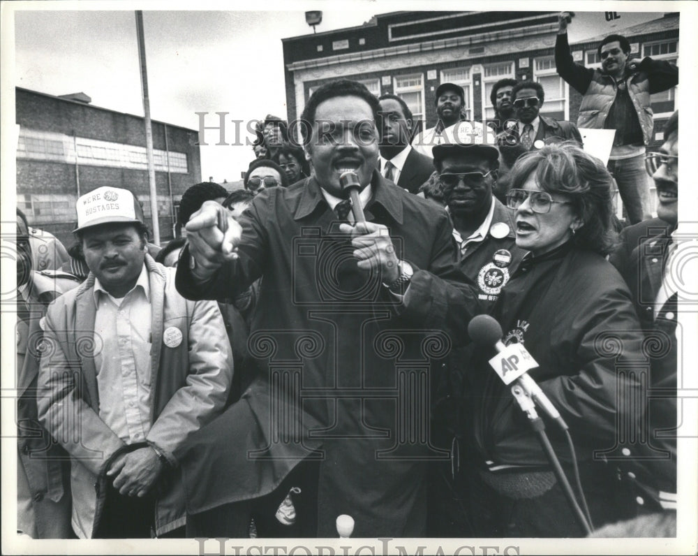 1988 Press Photo Jesse Jackson Campaign Cicero Shutdown