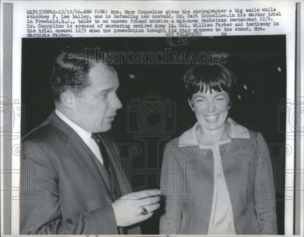 1966 Press Photo Mrs Mary Coppolino F Lee Bailey Smile