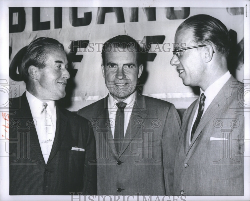 1960 Press Photo Nixon Richard Paul Bagwell Alvan U.S - Historic Images