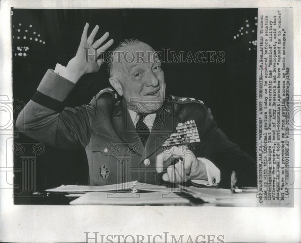 1962 Press Photo Lr Arthur Trudeau Army Censorship