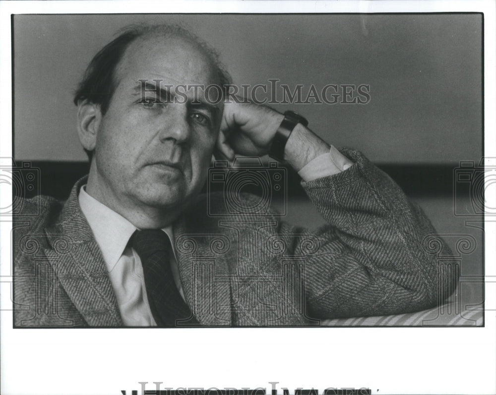 1987 Press Photo Calvin Trilliin author