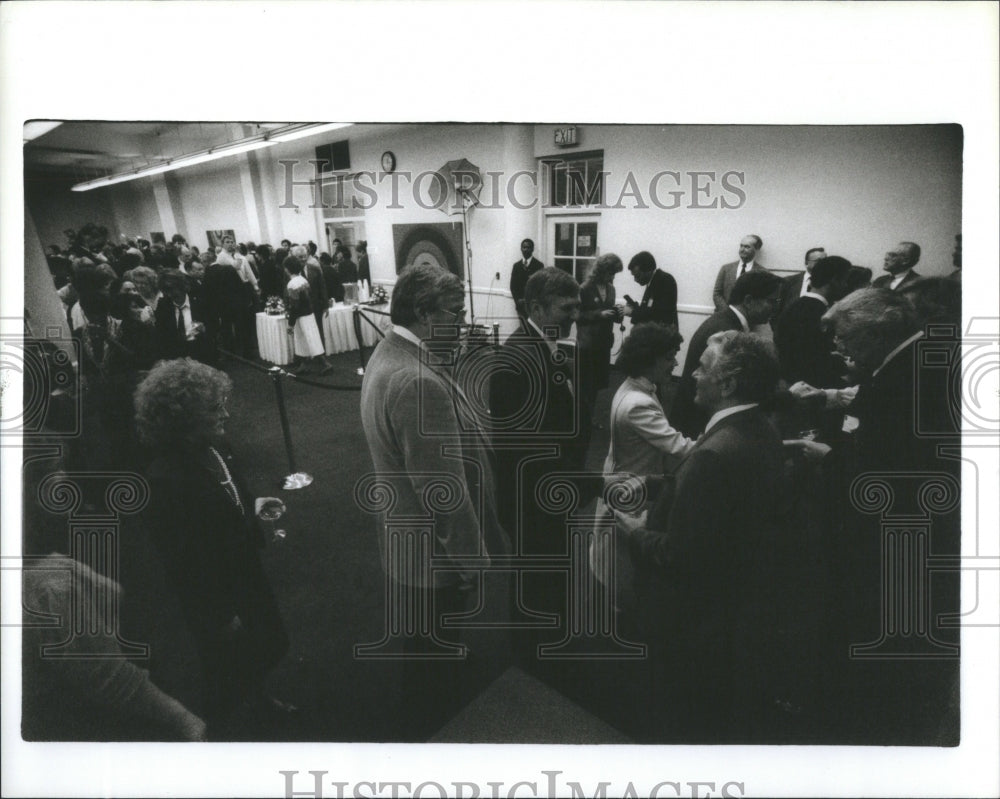 1986 Press Photo Detroit News Merger Staff