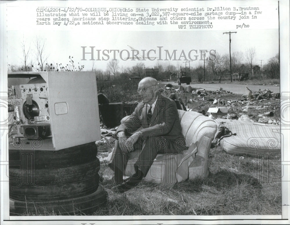 1970 Press Photo Ohio University Scientist - Historic Images