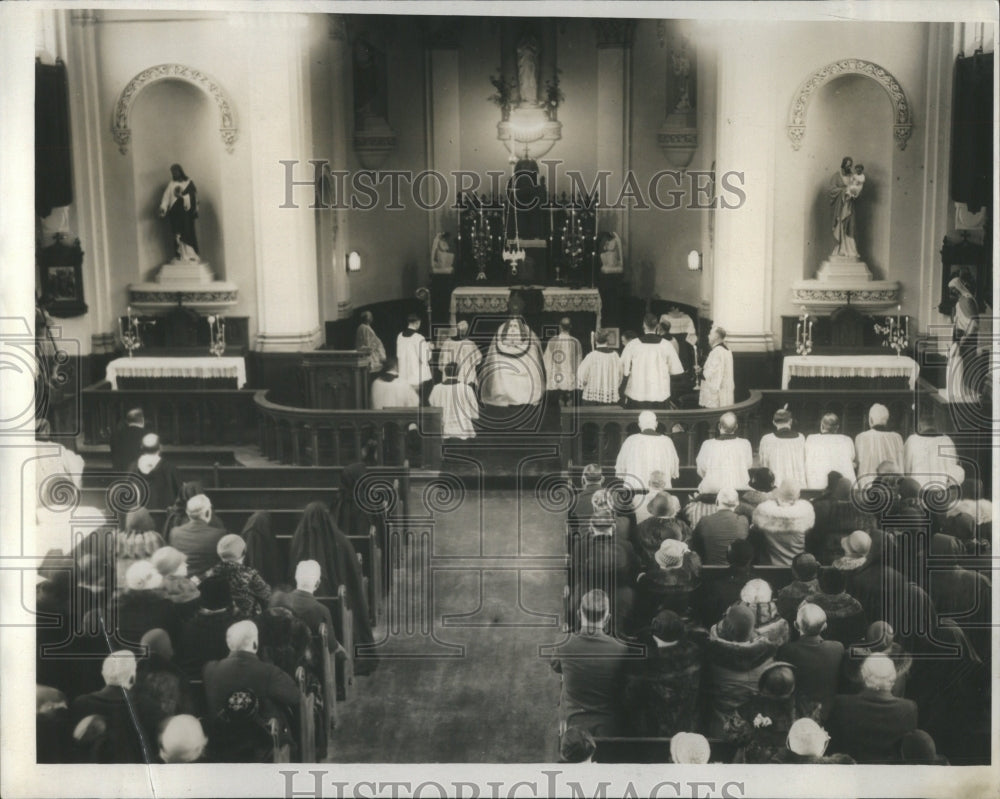 1928 Press Photo People Prayer Chuch Catholic Orders