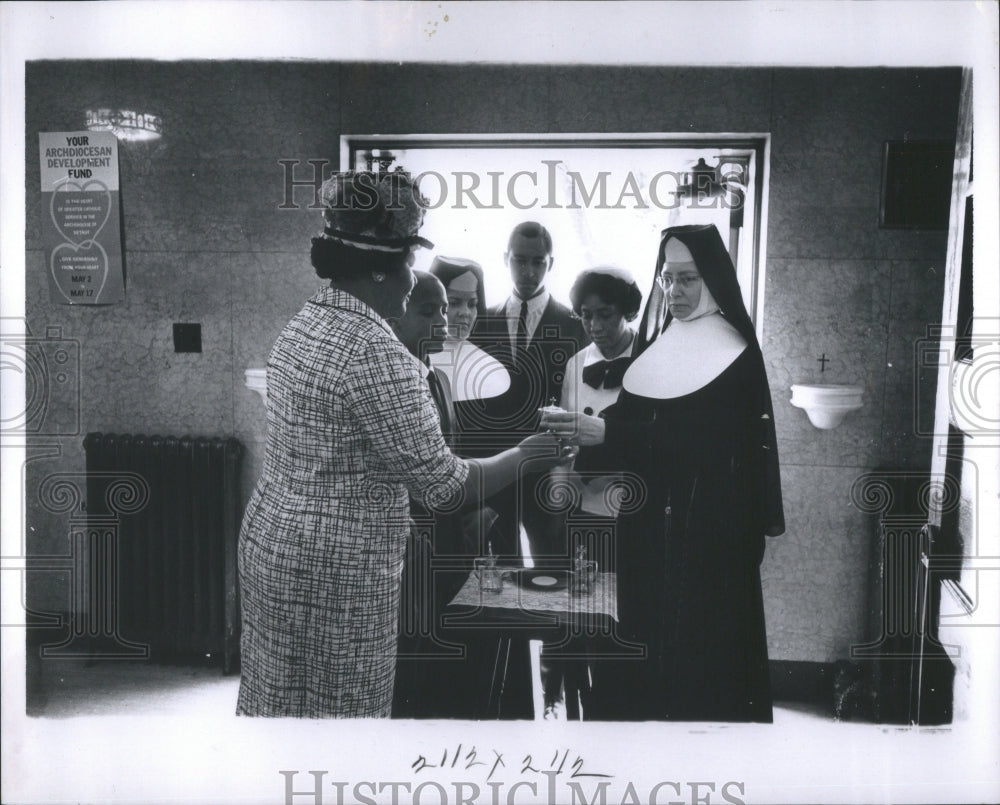 1965 Press Photo Sister Marie Delores SSJ Superior Mado