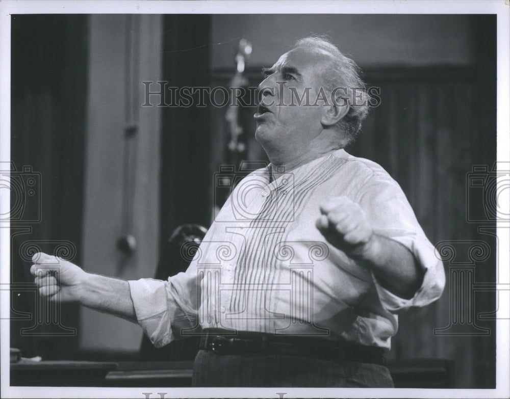 1966 Press Photo Begley in a scene, &quot;Inherit the Wind&quot;