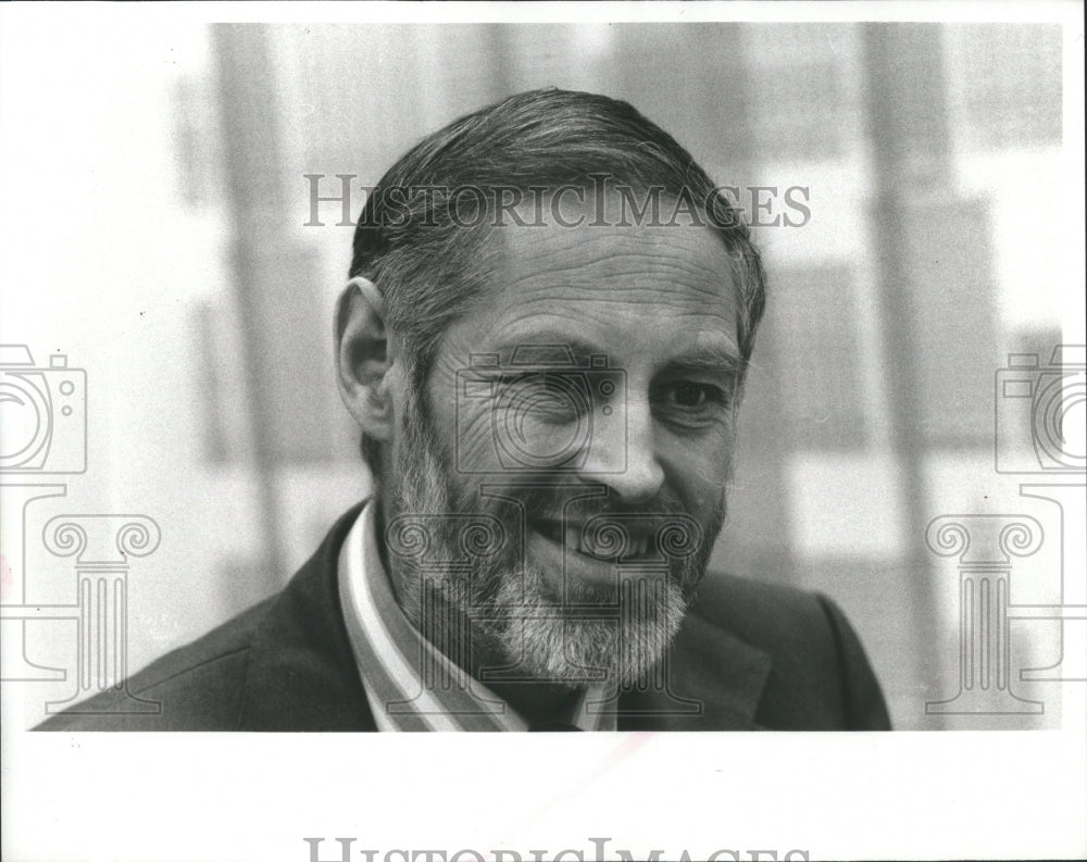 1977 Press Photo Ivor Browne Irish Psychiatrist Author