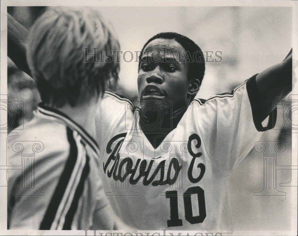 1980 Press Photo Service East Beats Libertyville Ernest