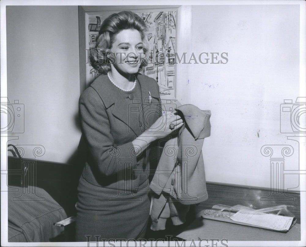 1961 Press Photo Angie Dickinson Warner Bros Star