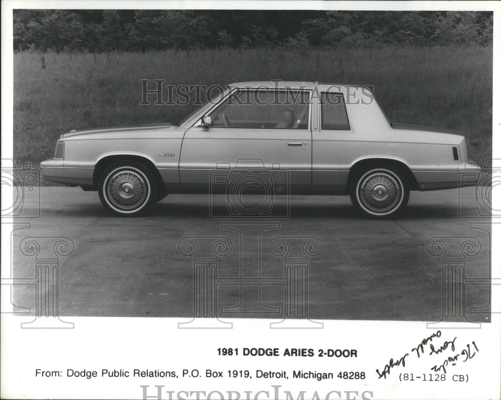 1980 Press Photo 1981 Dodge Aries 2-Door Model Car