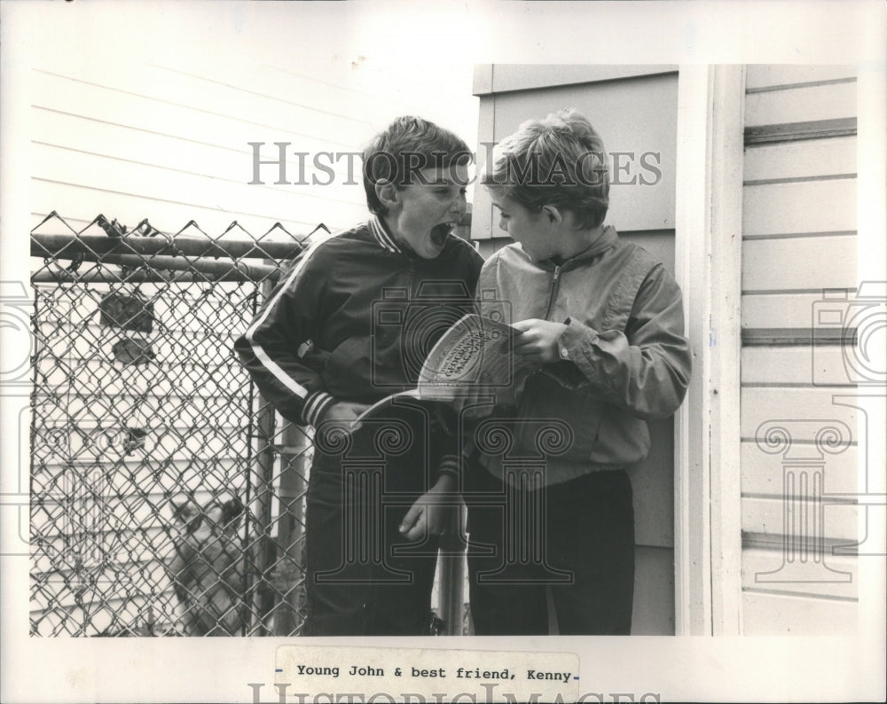 1987 Press Photo Young John Kenny Going Home Channel 7