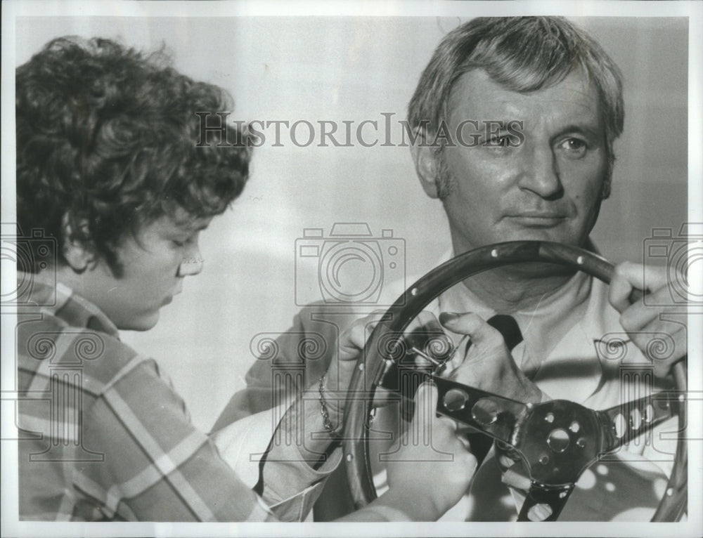 1972 Press Photo Emergency!