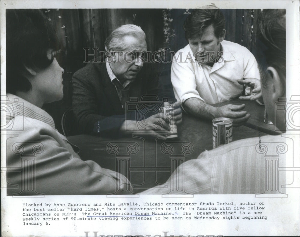 1971 Press Photo Anne Guerrero Mike Lavaile Commentato