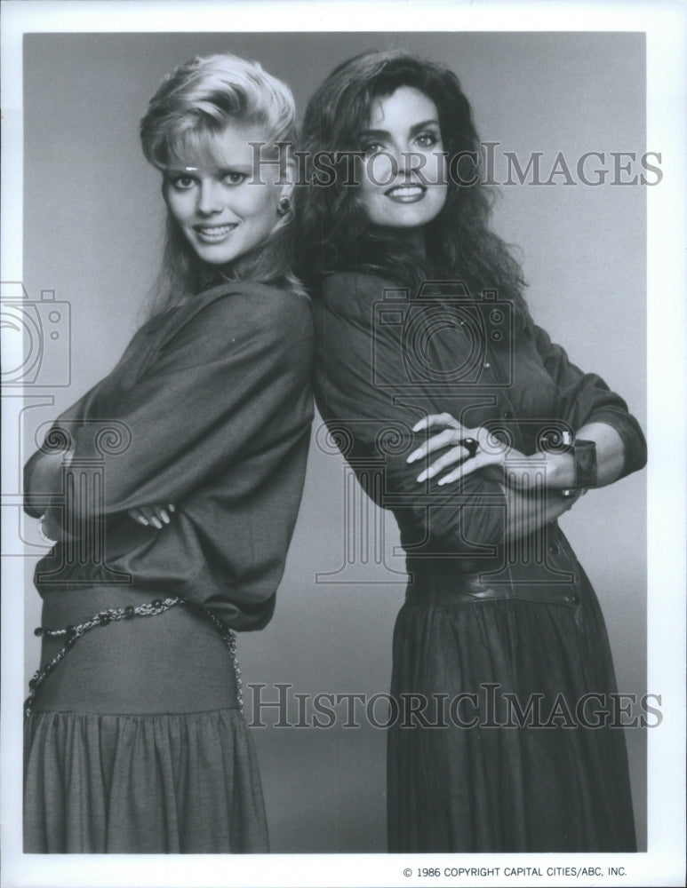 Press Photo Claire Yarlett Tracy Scoggins Colbys ABC TV