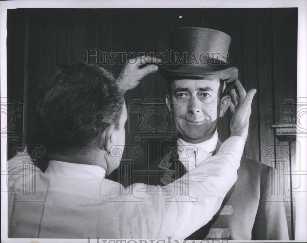 1955 Press Photo Clarence Craven Ringmaster