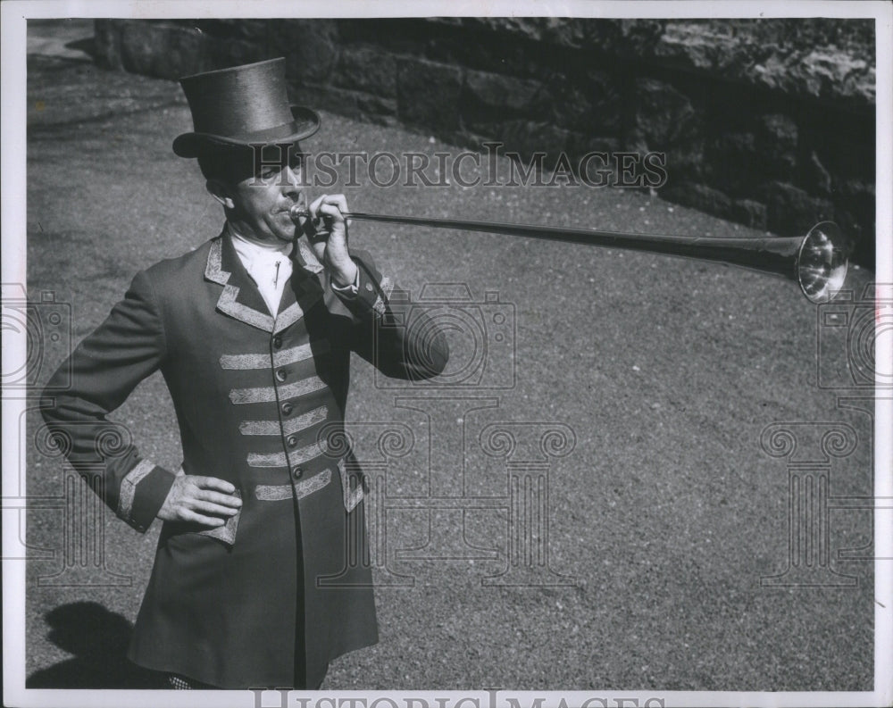 1955 Press Photo Clarence Craven Ringmaster