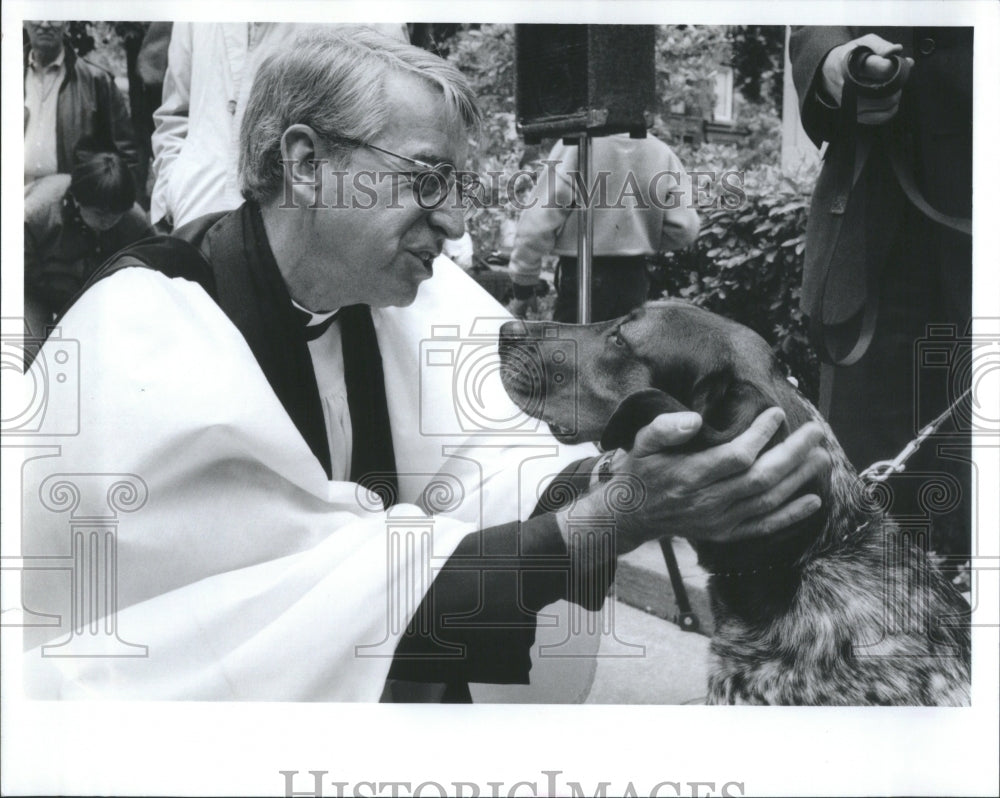 1992 Press Photo St Chrysostom Church