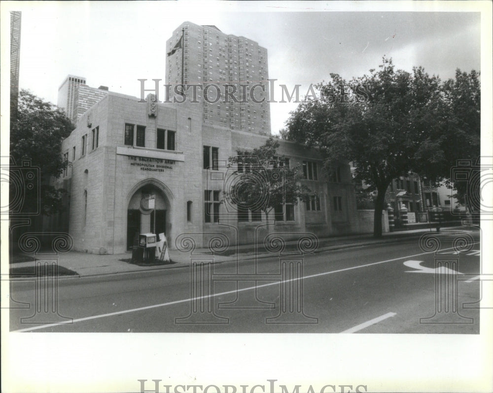 1985 Press Photo Dearborn Place Salvation Army Buliding