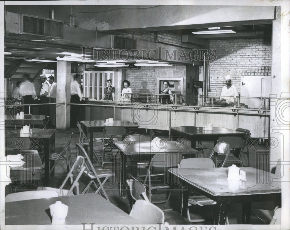 1952 Press Photo cafeteria in the amphitheatre.