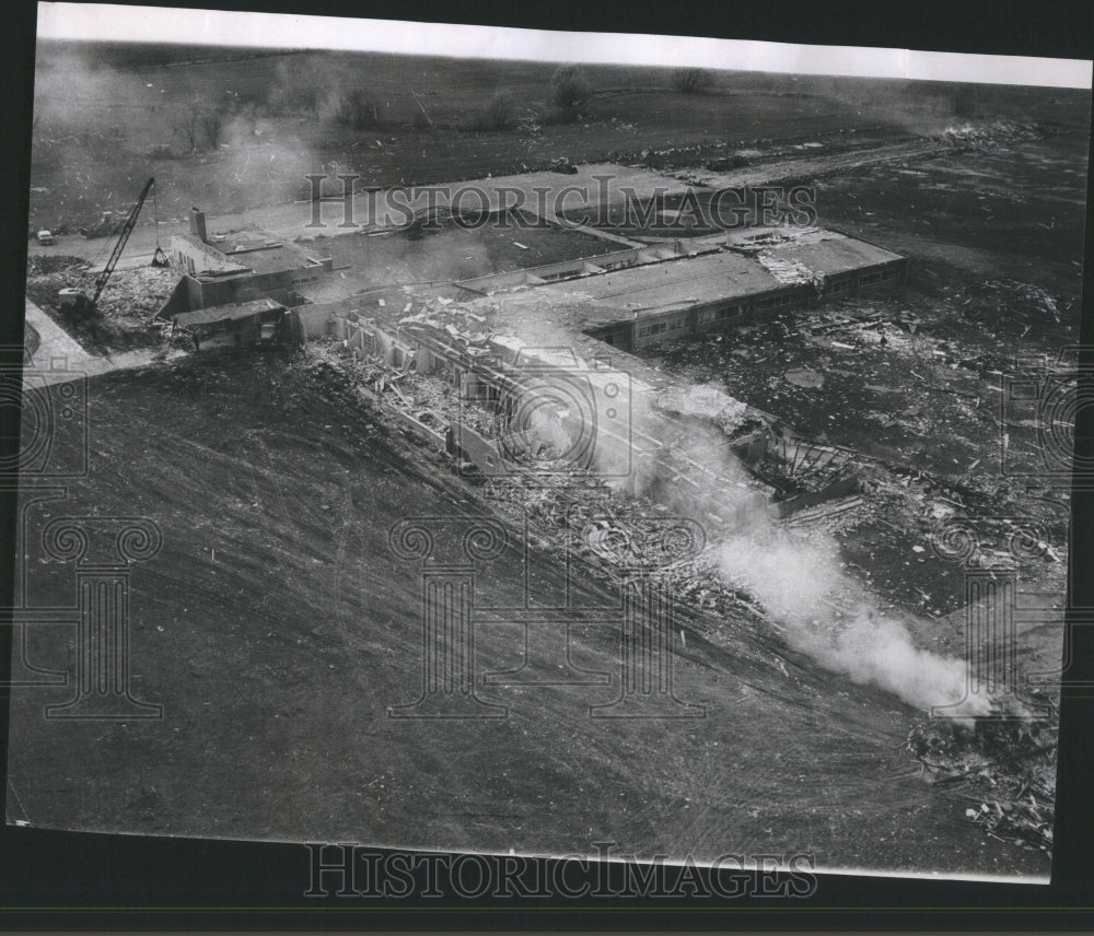 1967 Press Photo Seth Paine Elementary School Tornado