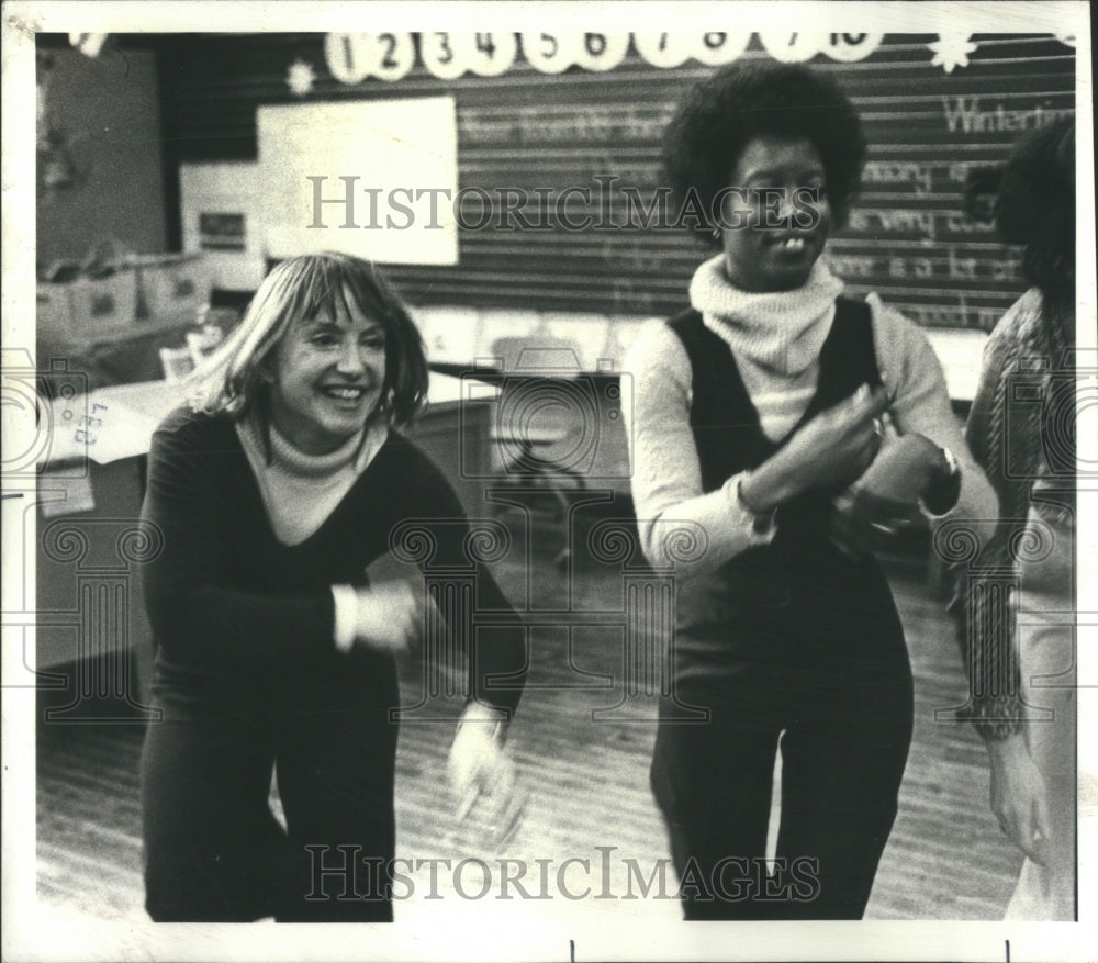 1979 Press Photo Teachers learn movement.