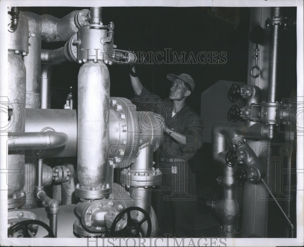 1956 Press Photo Engineer San Ho Thermal Electric Plant