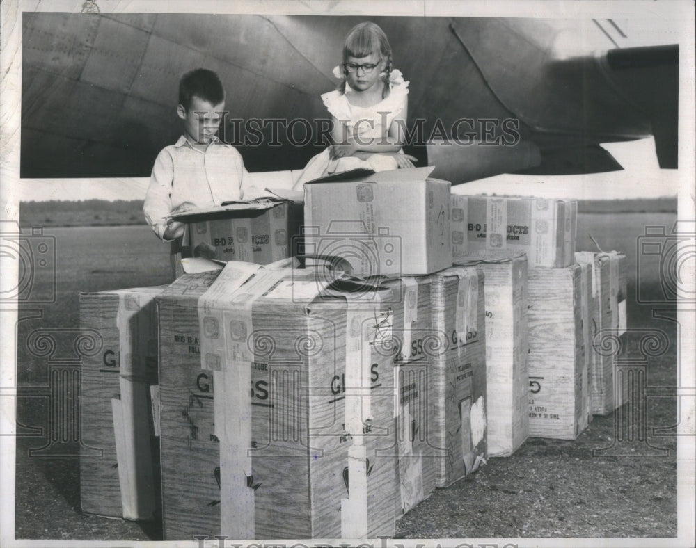 1953 Carleton Christine Bass Marquette - Historic Images