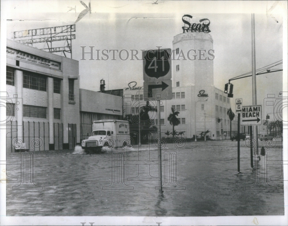 1960 Press Photo City Biscayne Boulevard Water