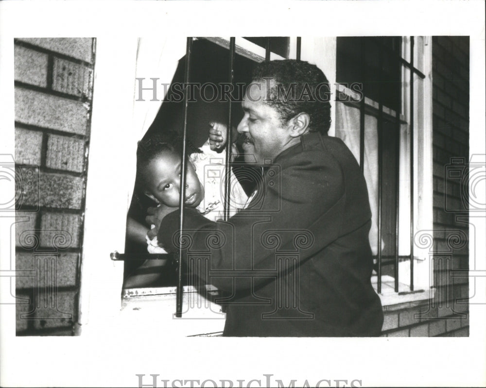 1991 Press PhotoPolice officer Ernest Wilson Johnson Sh