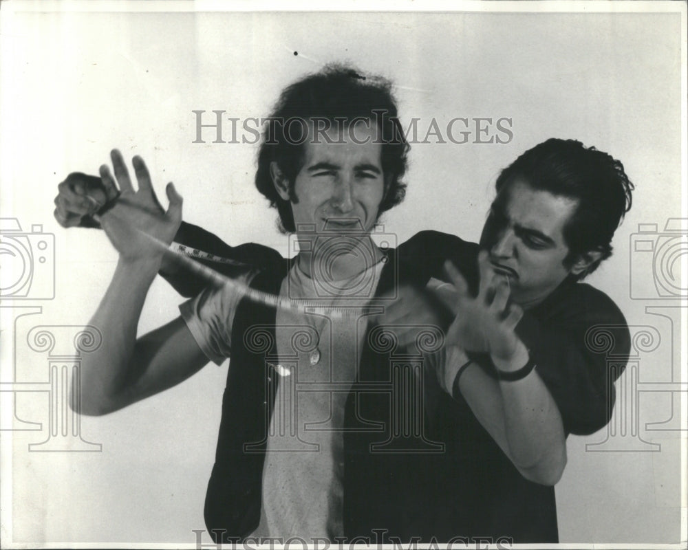 1974 Press Photo Joe Mantegna Honcho Gorrez Joseph