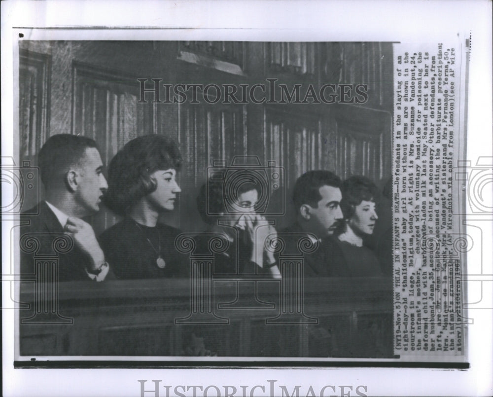 1962 Press Photo On Trail In Infants Death : Defendants