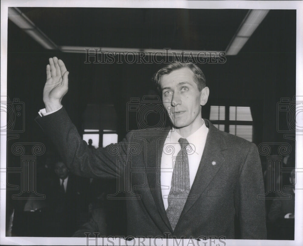 1954 Press Photo Mr Vandren Does Famous Business Man