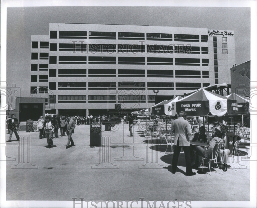 1982 Press Photo World Fair Name Public Expo Large Part