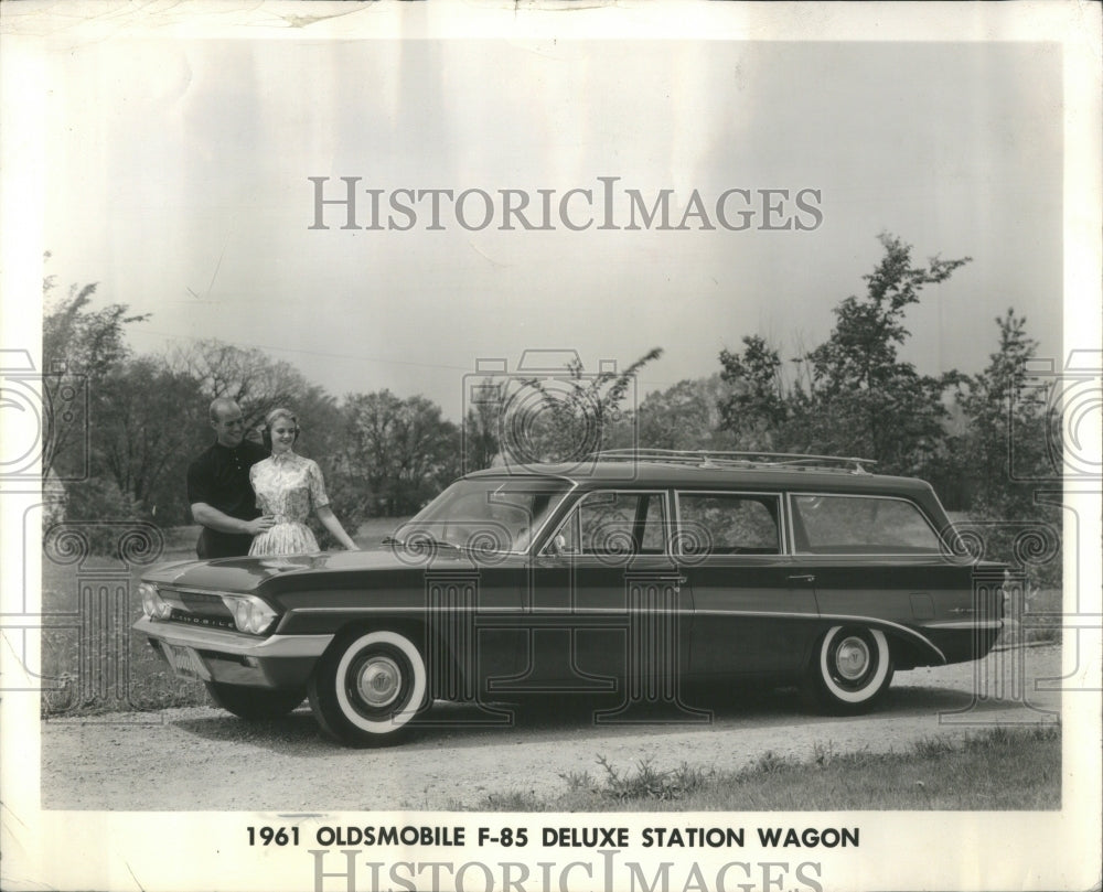 1960 Press Photo Oldsmobile F-85 Deluxe Station Wagon