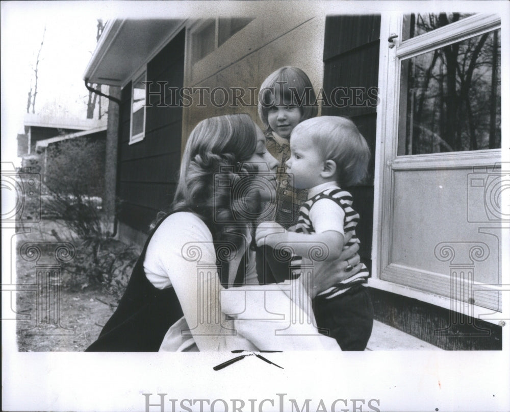 1974 Mother - Historic Images