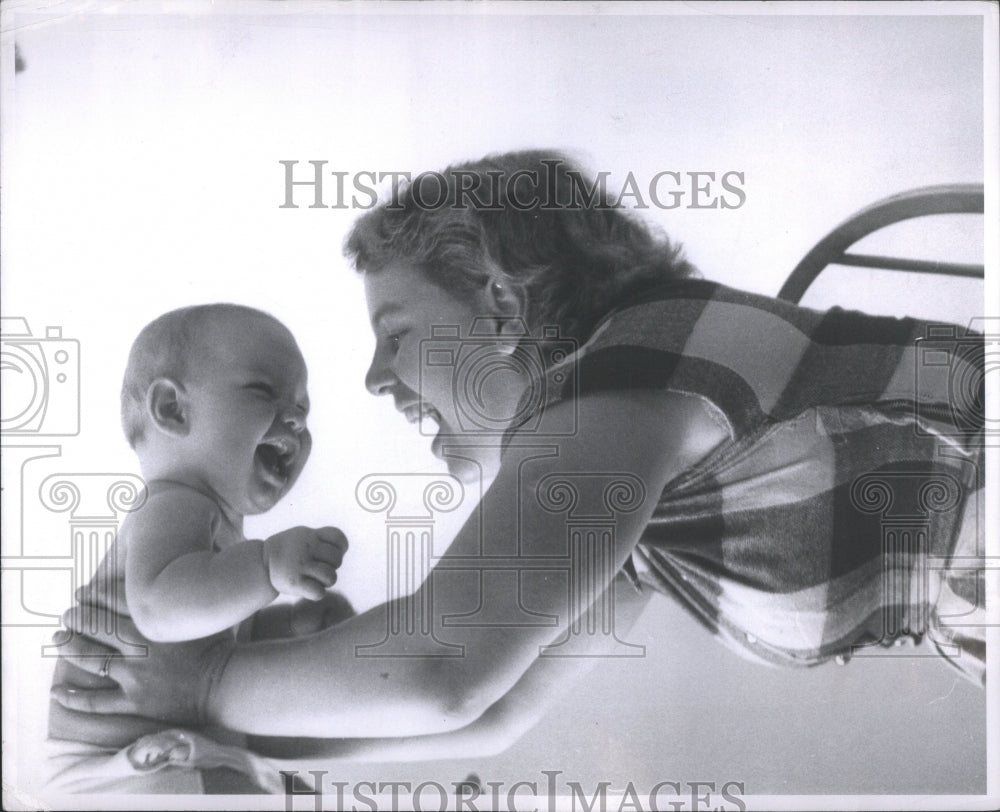 1958 Press Photo Mothers - Historic Images