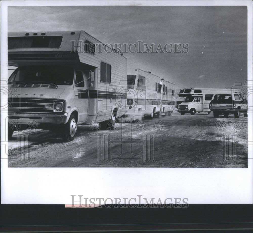 1977 Press Photo Motor Homes