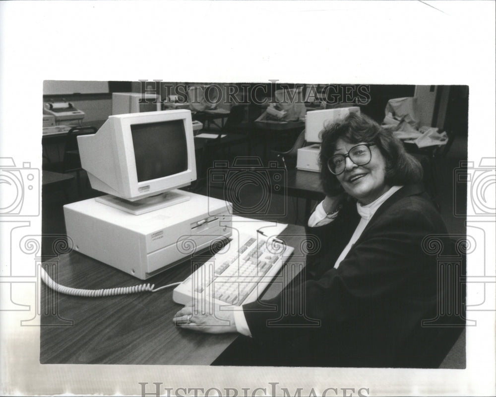 1992 Press Photo Computers