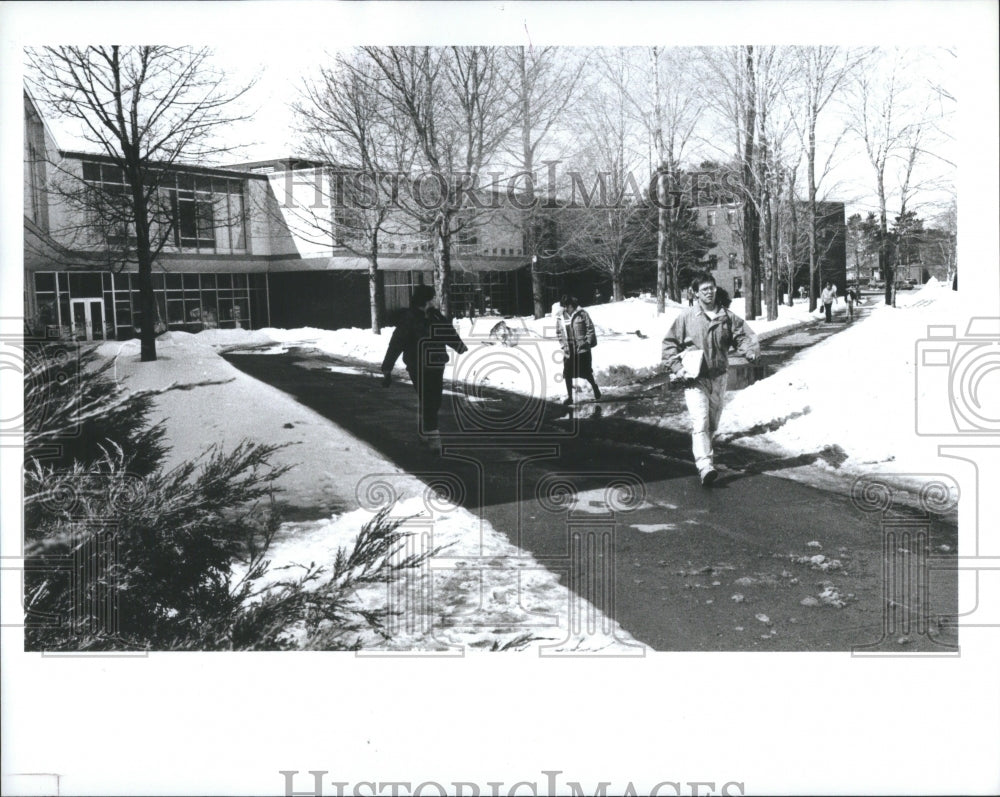 1988 Northern Michigan University Press Photo