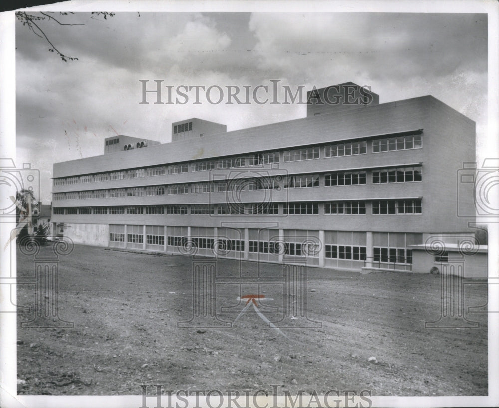 1954 Univ of Michigan Medical Research Center Press Photo