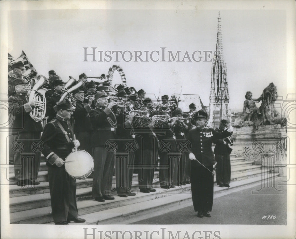 1958 Press Photo Allied Arts Corporation Harry Helzer