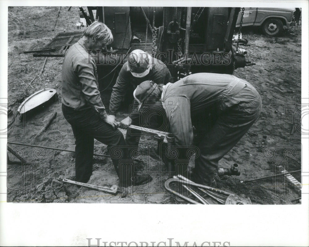 1980 Press Photo Oil drilling