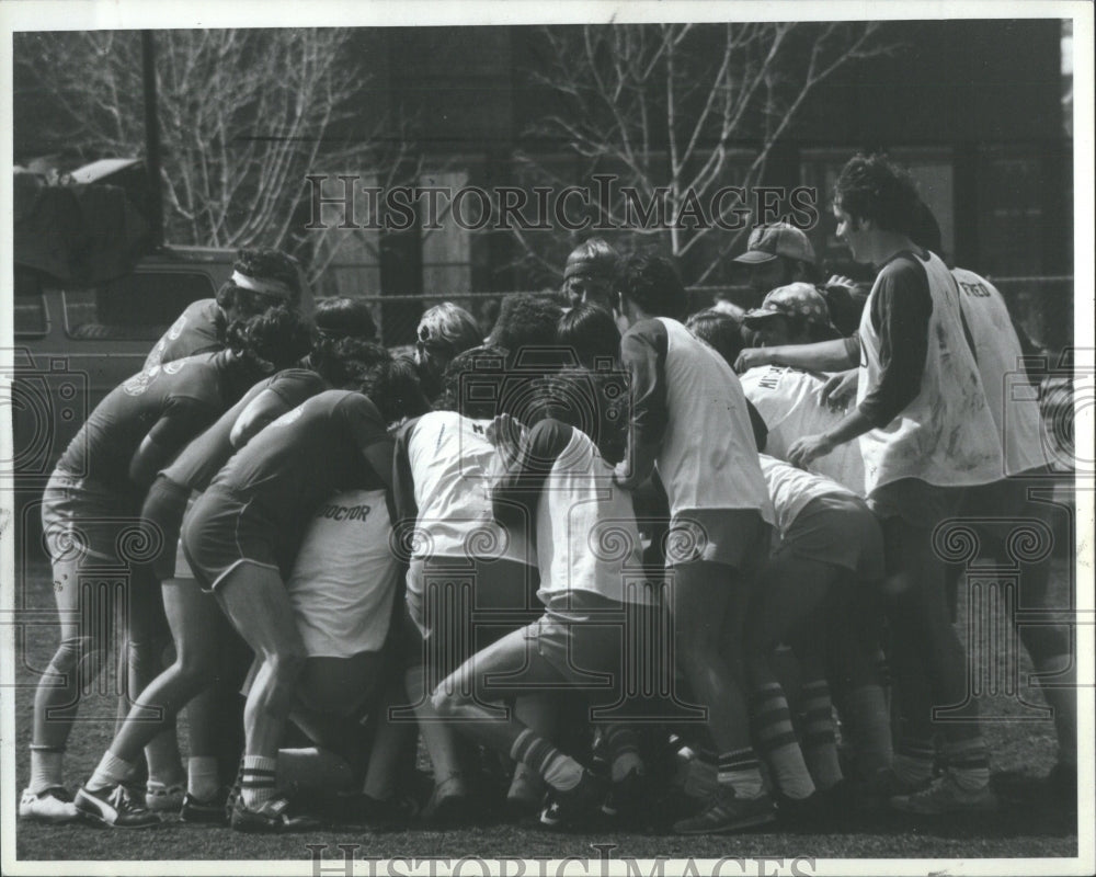 1980 Press Photo Students Celebrate