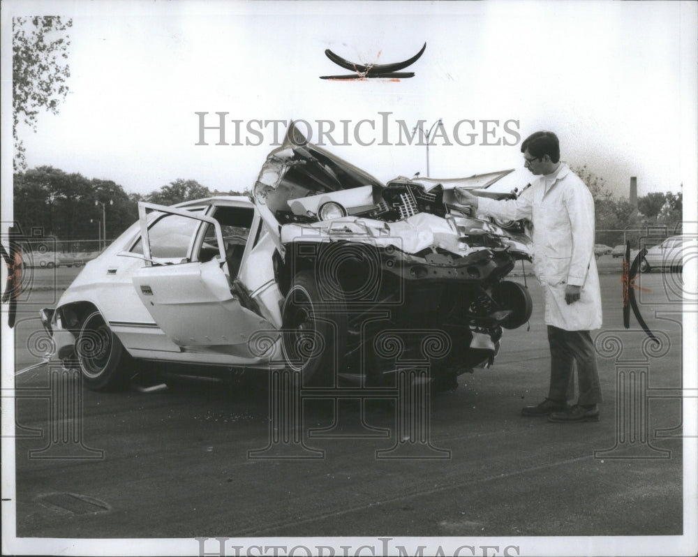 1971 Auto Safety Press Photo